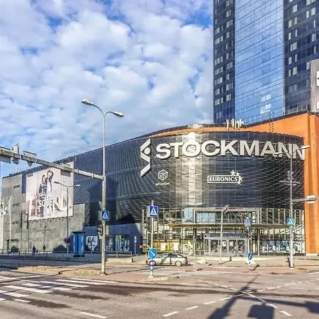 Home Away From Home With Parking In City Centre Tallinn Near Kadriorg *