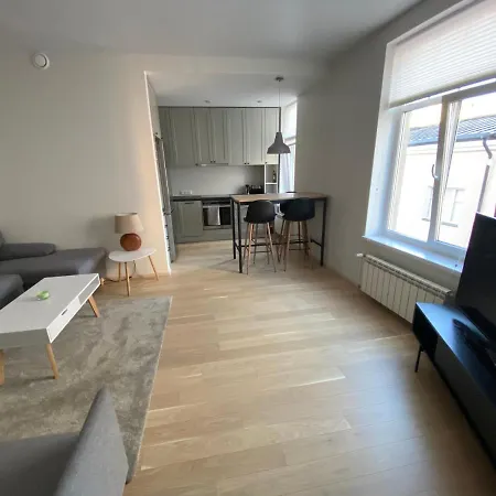 Home Away From Home With Parking In City Centre Tallinn Near Kadriorg Apartment *