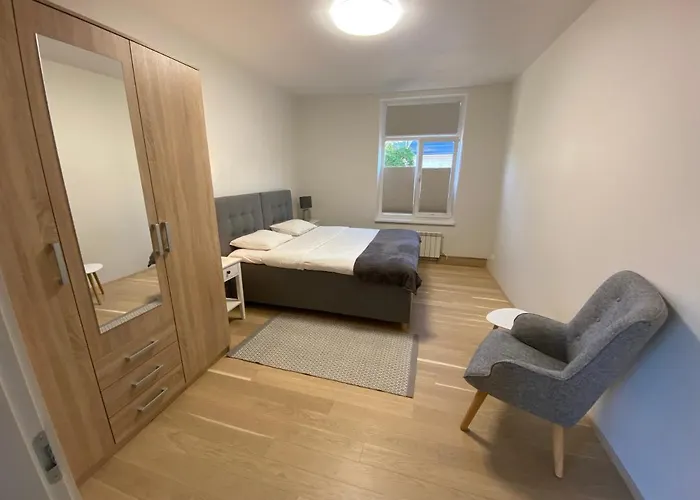 Away From Centre Near Kadriorg * Ταλίν